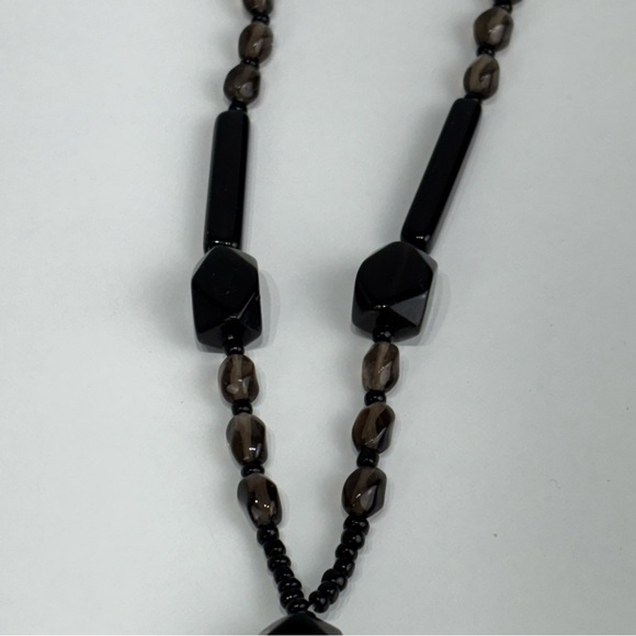 artisan Handmade Elegant Black Onyx and smoky quartz gemstone Necklace - Picture 6 of 15